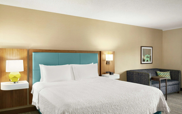 photo 5 of Hampton Inn Portland-Airport