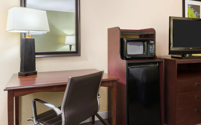 photo 4 of Hampton Inn Raleigh/Cary