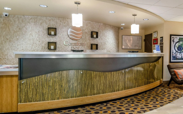 photo 2 of Comfort Inn Raleigh Midtown