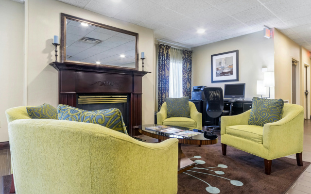 photo 3 of Hampton Inn Richmond