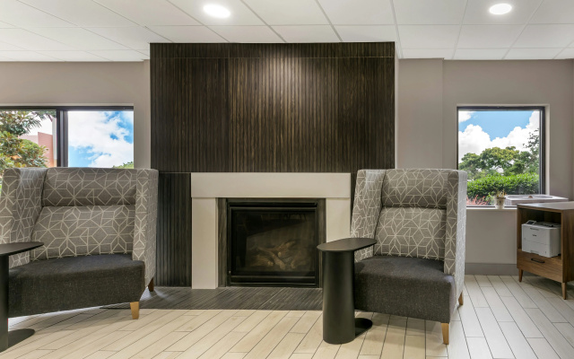 photo 4 of Hampton Inn Richmond