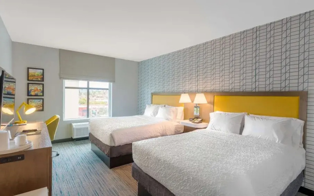 photo 5 of Hampton Inn Riverside Downtown