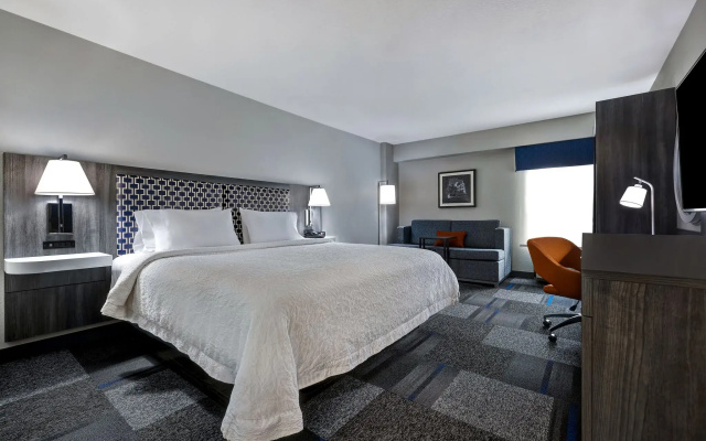 photo 4 of Hampton Inn San Antonio-Downtown (River Walk)
