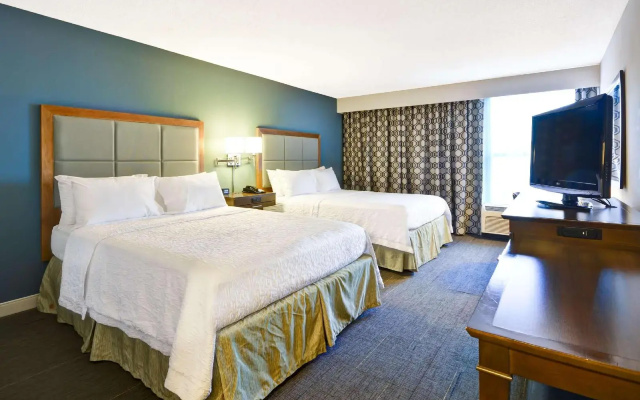 photo 4 of Hampton Inn Sarasota - I-75 Bee Ridge