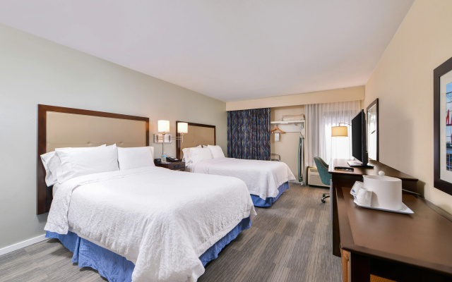 photo 3 of Hampton Inn Seattle-Airport