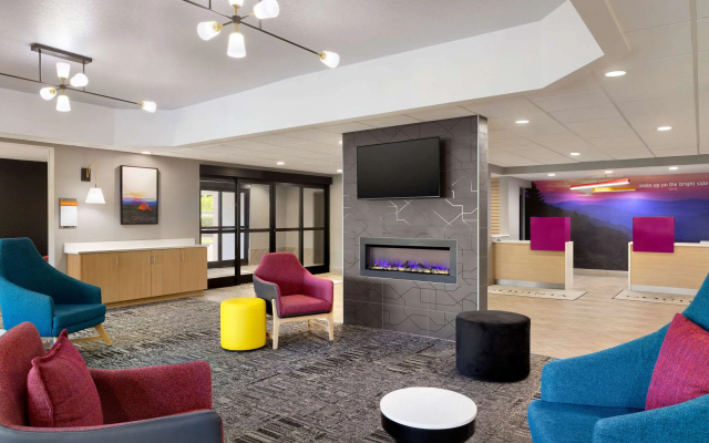photo 2 of La Quinta Inn & Suites by Wyndham Selma/Smithfield I-95