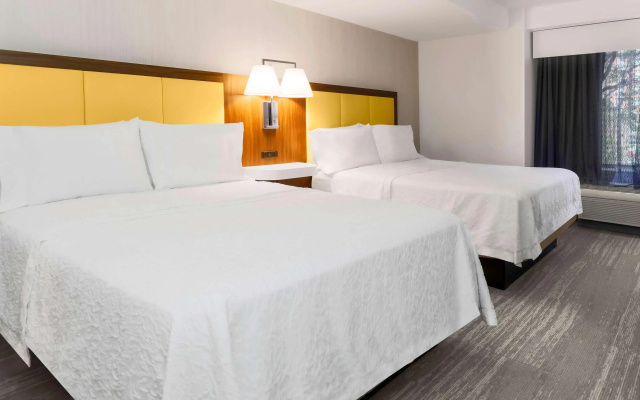 photo 5 of Hampton Inn Silver Spring
