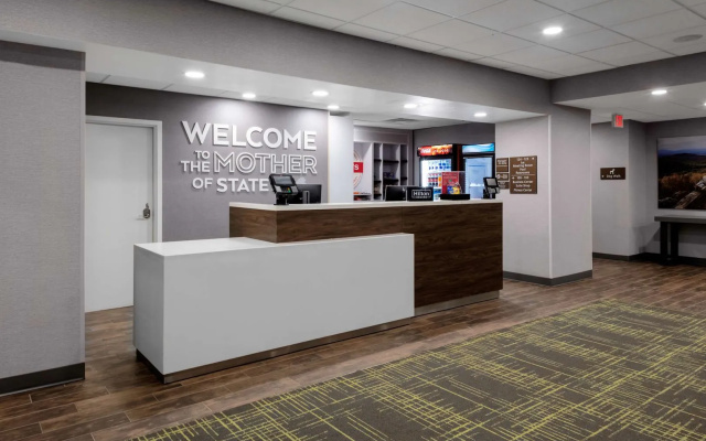 photo 2 of Hampton Inn Gretna - Altavista - Chatham