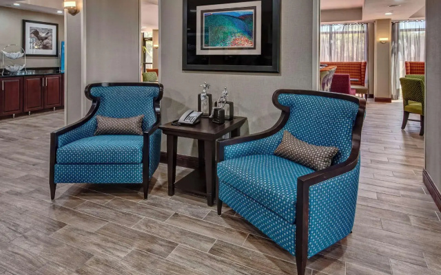 photo 3 of Hampton Inn Orlando-Maingate South