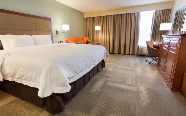photo 2 of Hampton Inn St. Louis-Airport