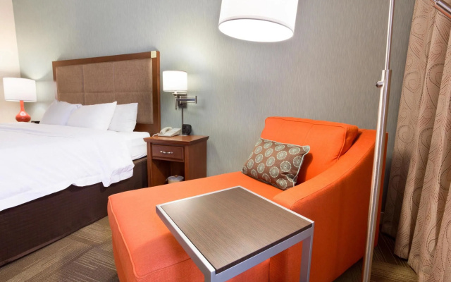 photo 4 of Hampton Inn St. Louis-Airport