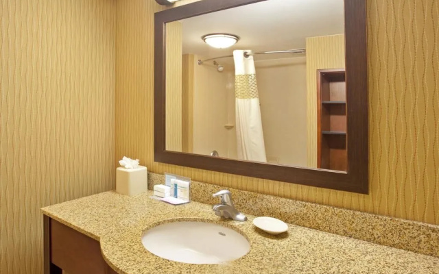 photo 4 of Hampton Inn & Suites Minneapolis St. Paul Airport-Mall of America