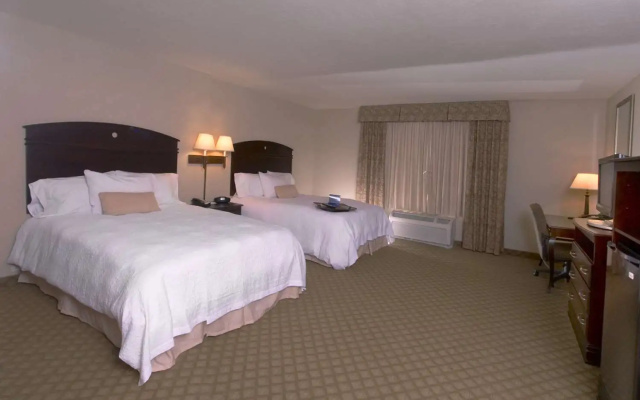photo 3 of Hampton Inn & Suites Farmington