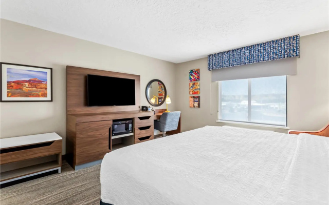 photo 4 of Hampton Inn & Suites Farmington