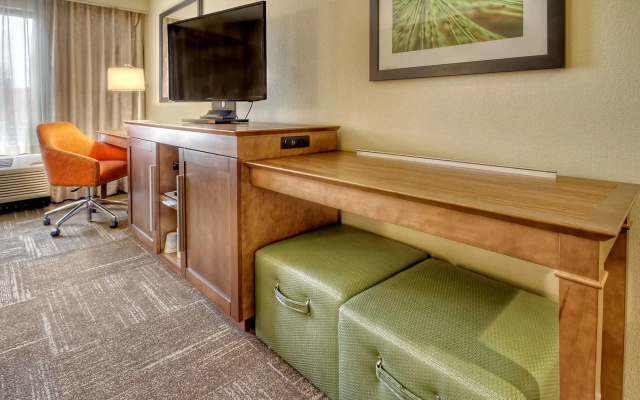 photo 3 of Hampton Inn & Suites Asheville I-26