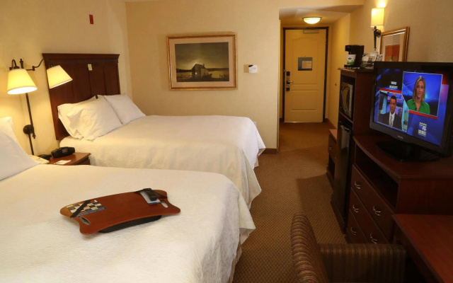 photo 5 of Hampton Inn & Suites Burlington