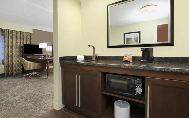 photo 5 of Hampton Inn & Suites By Hilton Rockville Centre