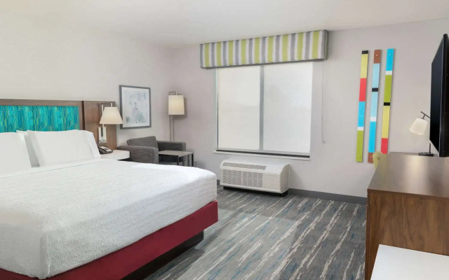 photo 5 of Hampton Inn & Suites by Hilton Santa Rosa Sonoma Wine Country