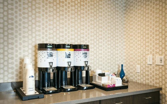 photo 4 of Hampton Inn & Suites by Hilton Seattle/Northgate