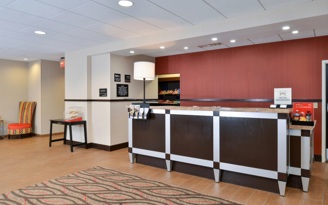 photo 2 of Hampton Inn & Suites California University-Pittsburgh