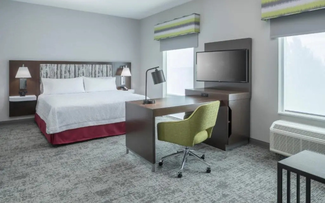 photo 3 of Hampton Inn & Suites Cape Canaveral Cruise Port