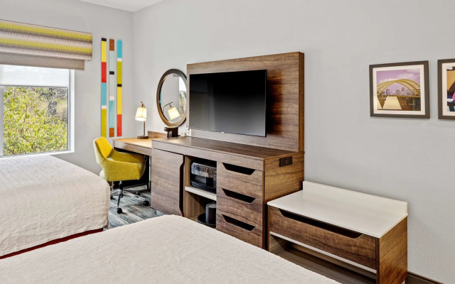 photo 4 of Hampton Inn & Suites Cincinnati West