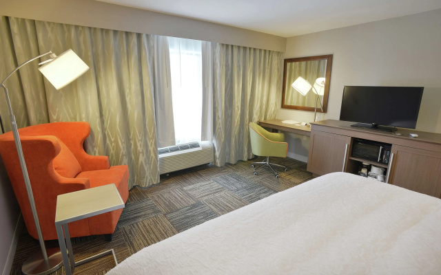 photo 4 of Hampton Inn and Suites Cincinnati Kenwood