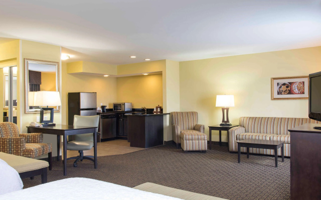 photo 5 of Hampton Inn & Suites Danville