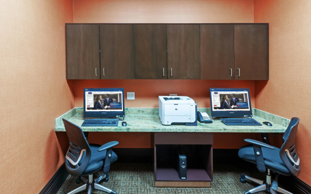 photo 3 of Hampton Inn & Suites by Hilton Houston North IAH