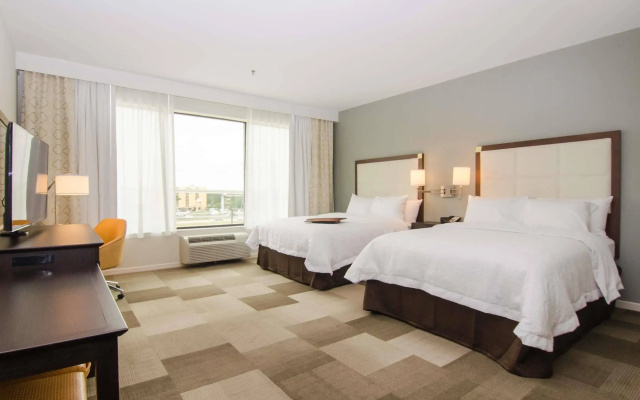 photo 4 of Hampton Inn & Suites by Hilton Houston North IAH
