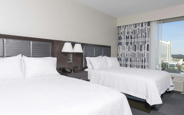 photo 3 of Hampton  Inn & Suites Indianapolis-Keystone