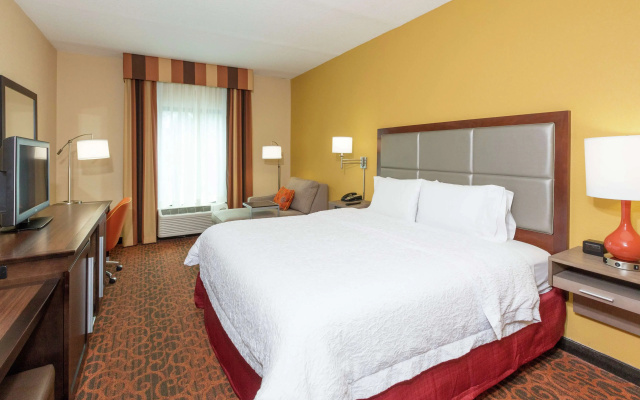 photo 4 of Hampton Inn Suites Jacksonville Airport