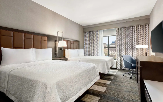 photo 4 of Hampton Inn & Suites Kansas City Downtown Crossroads
