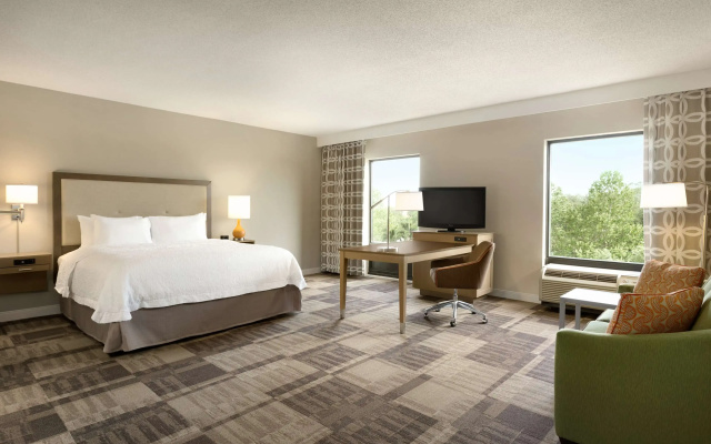 photo 3 of Hampton Inn & Suites Largo
