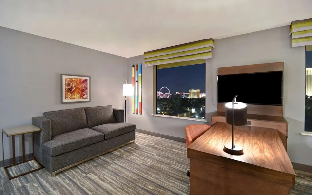 photo 4 of Hampton Inn & Suites Las Vegas Convention Center - No Resort Fee