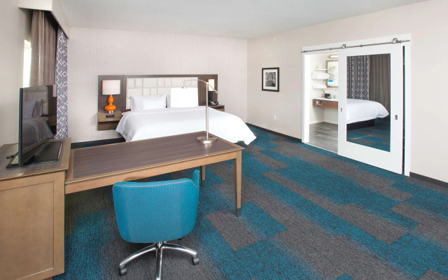 photo 4 of Hampton Inn & Suites LAX El Segundo