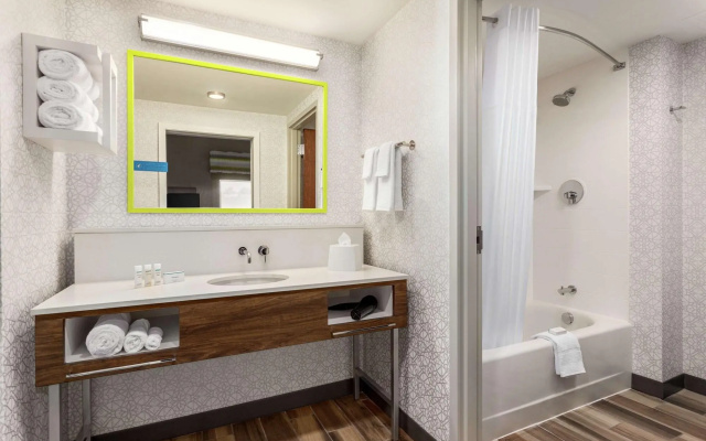 photo 4 of Hampton Inn And Suites Miami Kendall