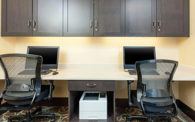 photo 3 of Hampton Inn & Suites Niles/Warren