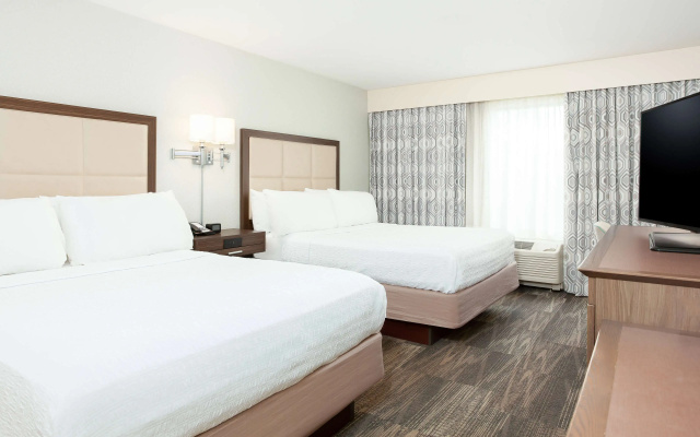 photo 5 of Hampton Inn & Suites Niles/Warren