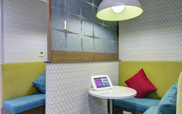 photo 5 of Hampton Inn & Suites Portland West