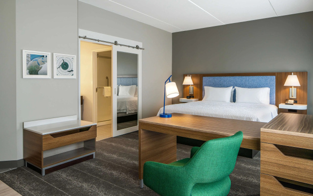 photo 4 of Hampton Inn & Suites Raleigh Midtown