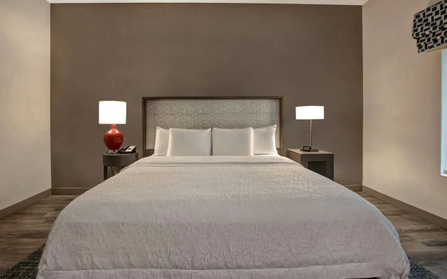 photo 5 of Hampton Inn & Suites by Hilton San Antonio Riverwalk