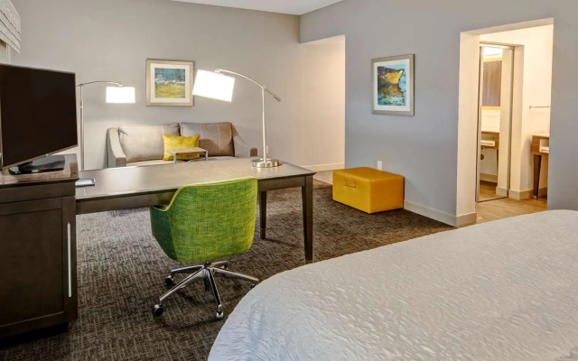 photo 4 of Hampton Inn & Suites San Jose Airport