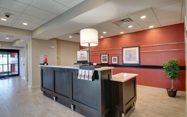 photo 2 of Hampton Inn & Suites Springfield/Downtown