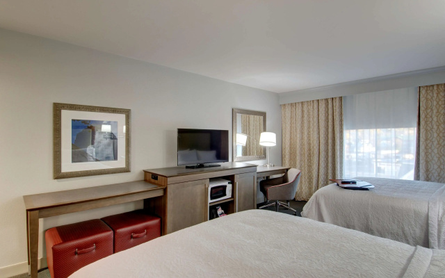 photo 3 of Hampton Inn & Suites Springfield/Downtown
