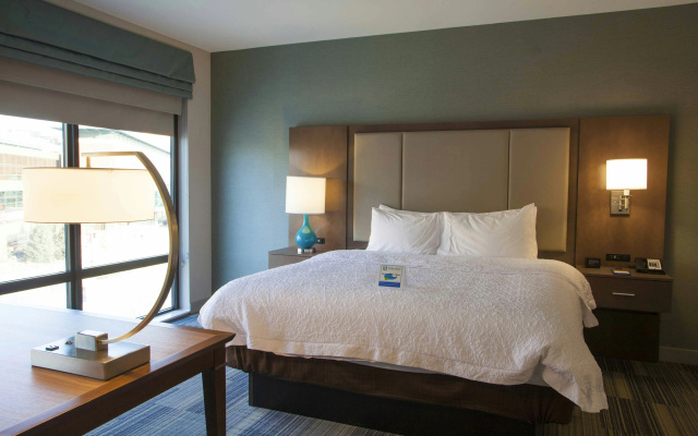 photo 5 of Hampton Inn & Suites Downtown St. Paul