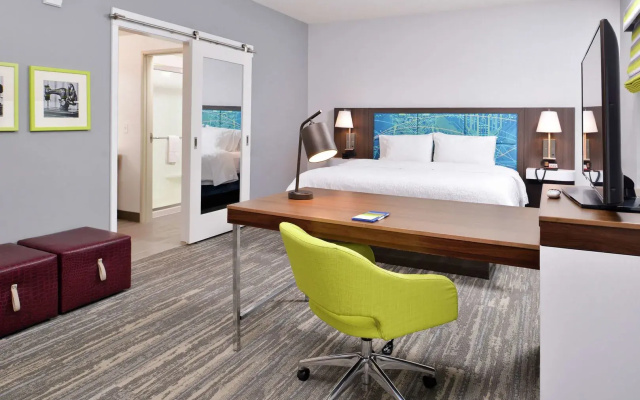 photo 5 of Hampton Inn & Suites St. Paul Oakdale/Woodbury