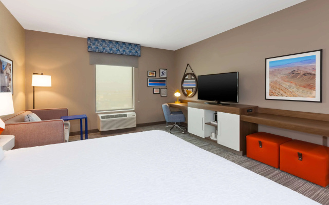 photo 4 of Hampton Inn & Suites Wells