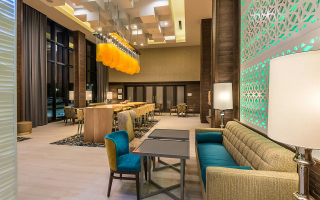 photo 2 of Hampton Inn & Suites Dallas-The Colony, TX