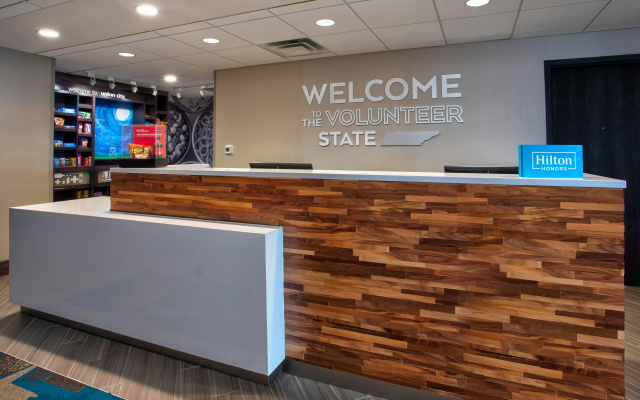 photo 2 of Hampton Inn Union City
